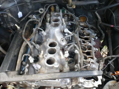 https://www.2carpros.com/forum/automotive_pictures/530367_valve_cover_back_on_1.jpg