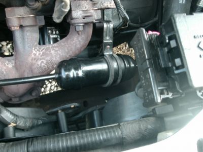 2001 Ford taurus power steering fluid change