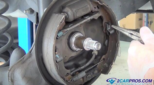 automotive brake shoe replacement guide