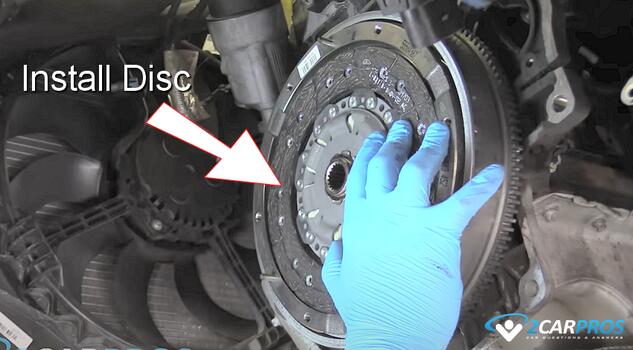 install automotive clutch disc