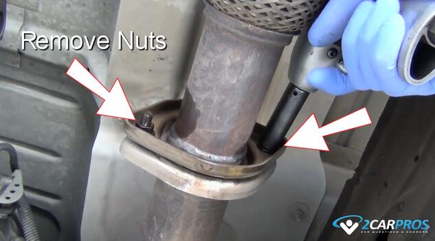 remove catalytic converter outlet pipe nuts