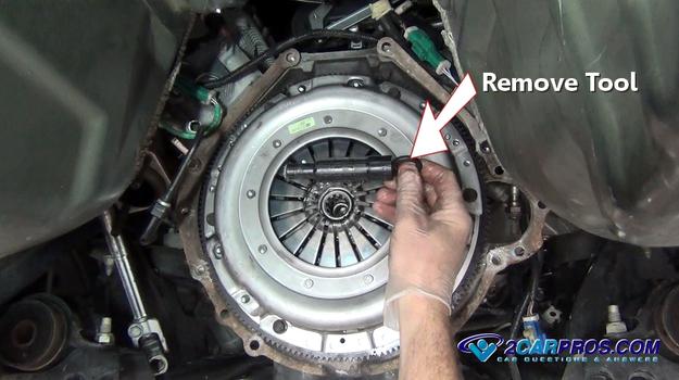 remove clutch disc alignment tool