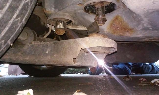 check cost alignment 2002 at Aurora Sides Rear the Oldsmobile Both of Subframe: